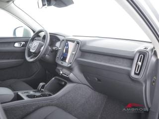 VOLVO XC40 usata 11