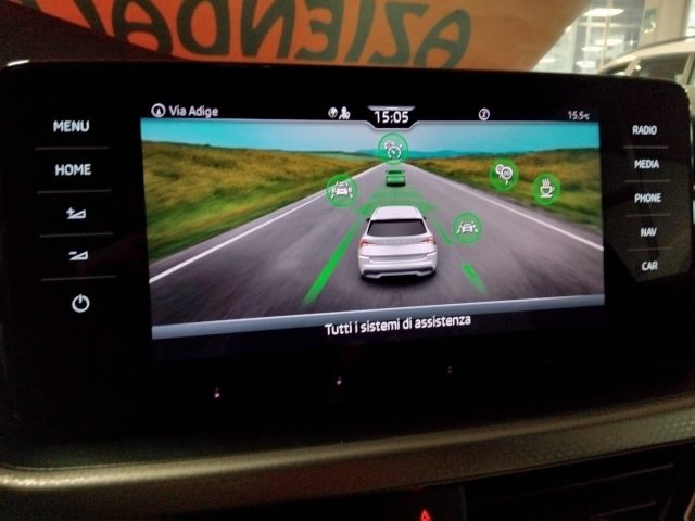 SKODA Kamiq usata, con Sensori di parcheggio posteriori