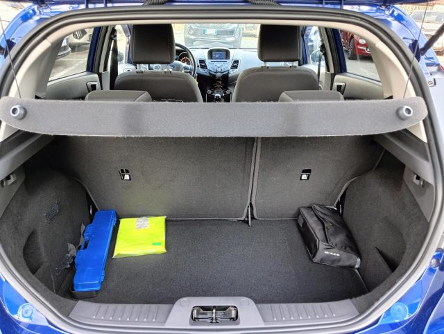 FORD Fiesta usata, con ESP