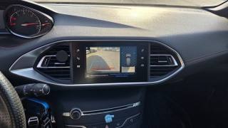 PEUGEOT 308 usata, con Sensori di parcheggio anteriori