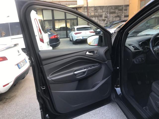 FORD Kuga usata, con Sistema di navigazione