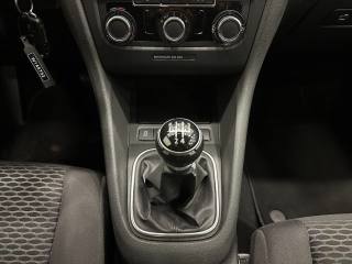 VOLKSWAGEN Golf usata, con MP3