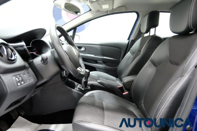 RENAULT Clio usata, con USB