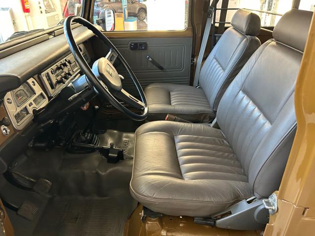 TOYOTA Land Cruiser usata 9