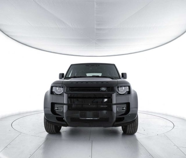LAND ROVER Defender usata 7