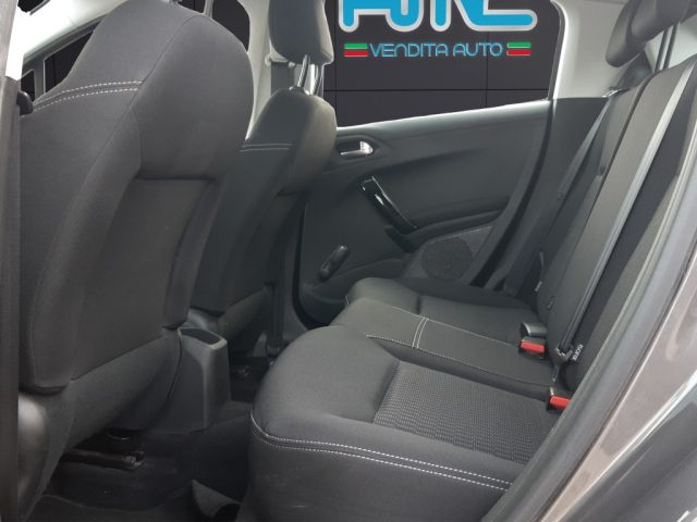 PEUGEOT 208 usata, con ESP