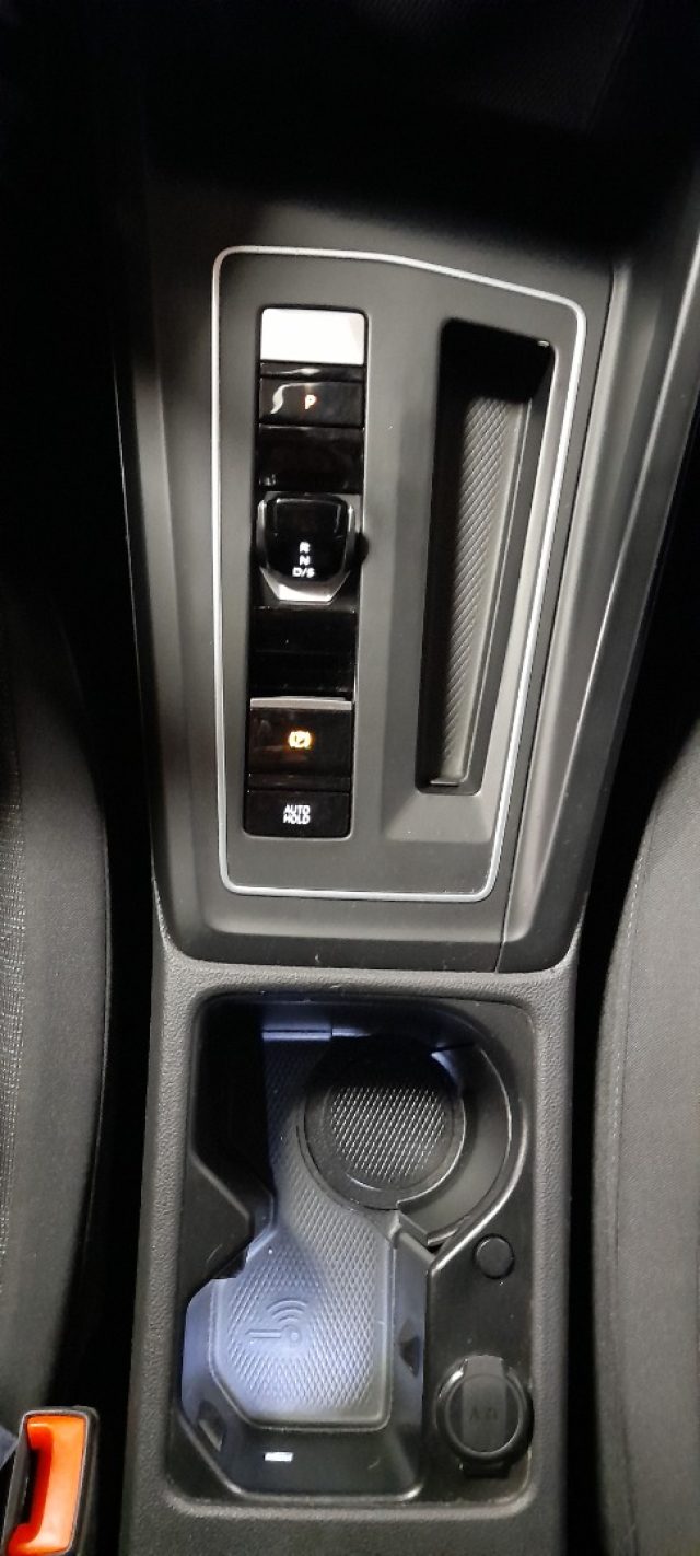 VOLKSWAGEN Golf usata, con Bluetooth