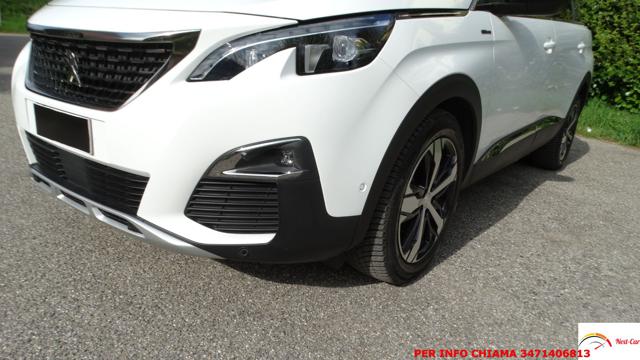 PEUGEOT 5008 usata, con Vetri oscurati