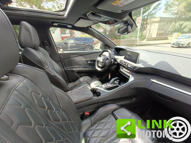 PEUGEOT 5008 usata, con Autoradio