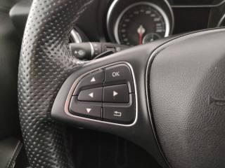 MERCEDES-BENZ GLA 180 usata, con Sedile posteriore sdoppiato