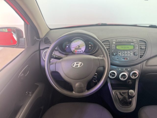 HYUNDAI i10 usata 13