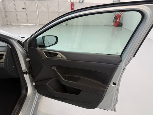 VOLKSWAGEN Polo usata, con MP3