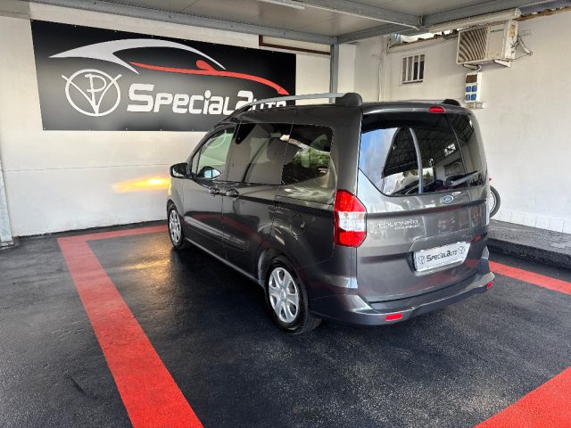 FORD Tourneo Courier usata, con Chiusura centralizzata