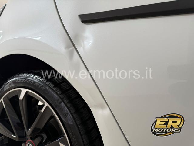 TOYOTA Corolla usata, con Isofix