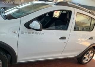 DACIA Sandero usata, con Autoradio