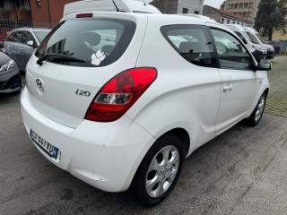 HYUNDAI i20 usata, con Airbag Passeggero