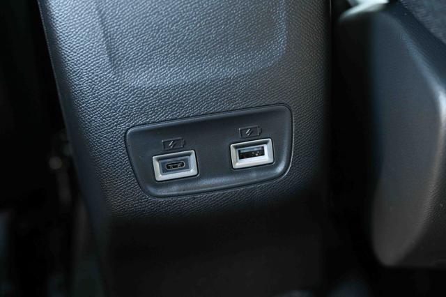 PEUGEOT 2008 usata, con Touch screen