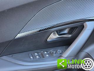 PEUGEOT 2008 usata, con USB