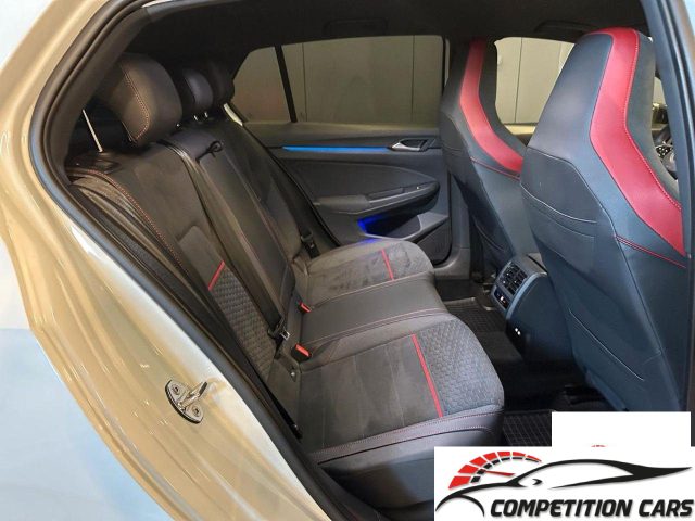 VOLKSWAGEN Golf usata, con Sistema di navigazione