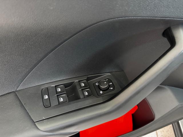 VOLKSWAGEN T-Cross usata, con Vetri oscurati