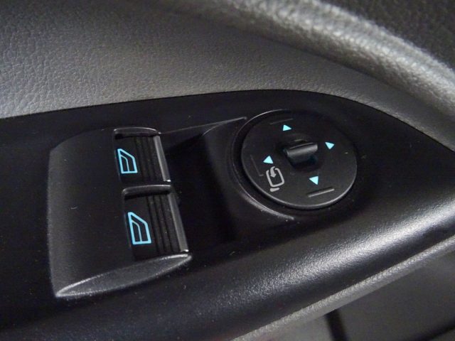 FORD Transit Connect usata, con Climatizzatore