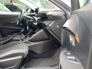 PEUGEOT 208 usata, con Luci diurne LED