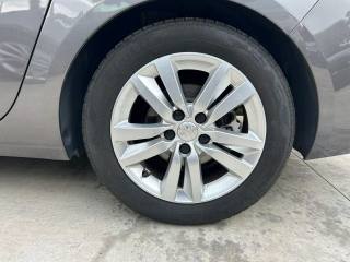 PEUGEOT 308 usata, con Servosterzo