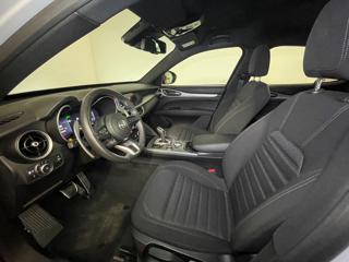 ALFA ROMEO Stelvio usata, con Controllo automatico clima
