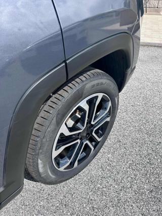 JEEP Compass usata, con Sedile posteriore sdoppiato