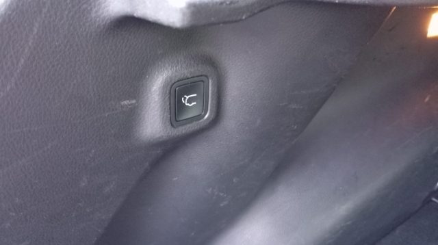 JEEP Compass usata, con Sedile posteriore sdoppiato