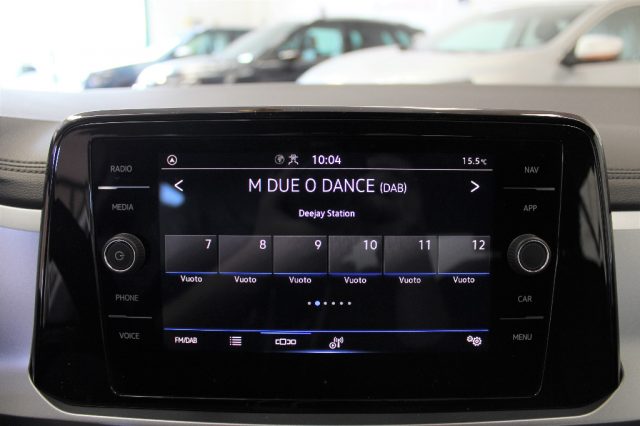 VOLKSWAGEN T-Roc usata, con USB