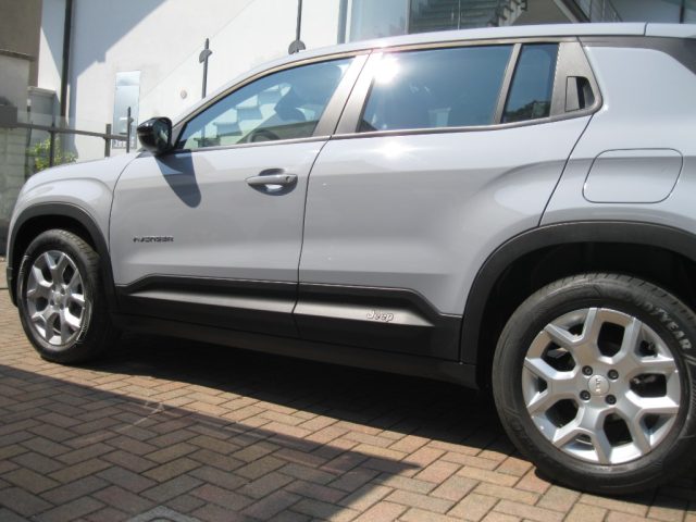 JEEP Avenger usata, con Alzacristalli elettrici
