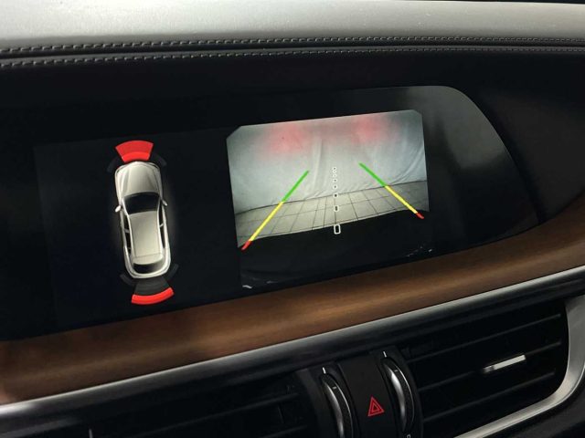 ALFA ROMEO Stelvio usata, con Controllo elettronico della corsia