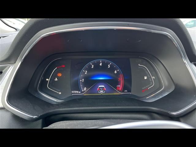 RENAULT Captur usata, con Controllo automatico clima