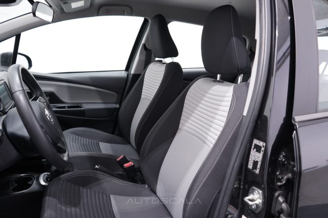 TOYOTA Yaris usata, con Fendinebbia