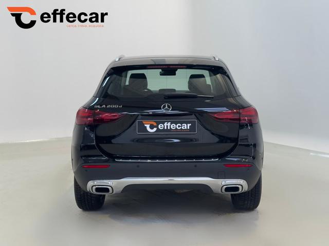 MERCEDES-BENZ GLA 200 usata, con Alzacristalli elettrici