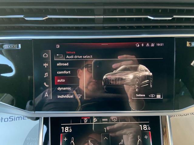 AUDI Q8 usata, con Interni in pelle