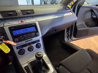 VOLKSWAGEN Passat usata, con Cruise Control