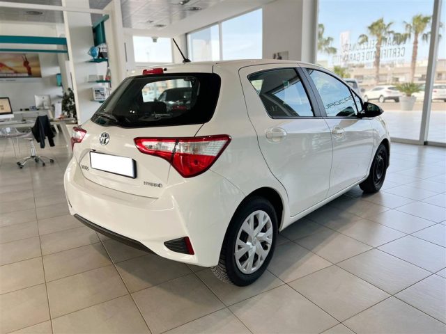TOYOTA Yaris usata, con Fendinebbia