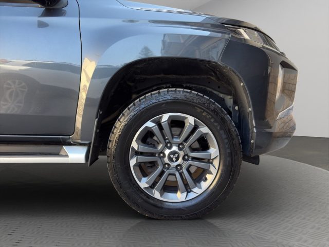 MITSUBISHI L200 usata, con Specchietti laterali elettrici
