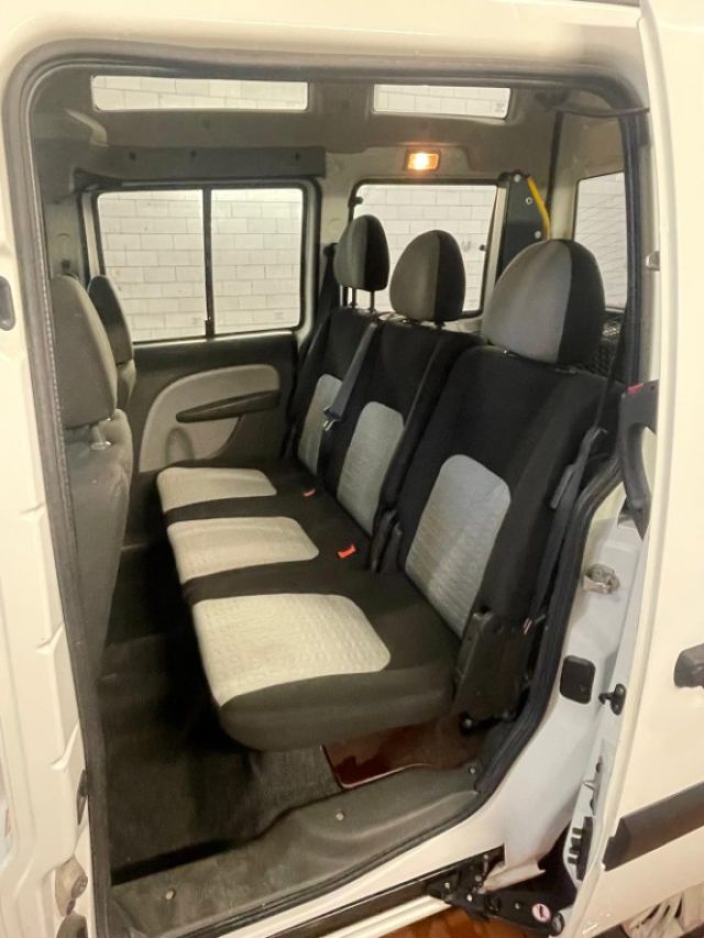 FIAT Doblo usata, con Airbag