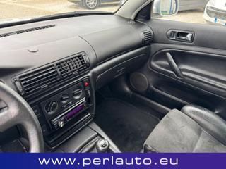 VOLKSWAGEN Passat usata, con Boardcomputer