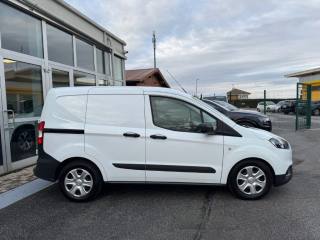 FORD Transit Courier usata, con Boardcomputer