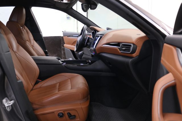 MASERATI Levante usata, con Regolazione elettrica sedili