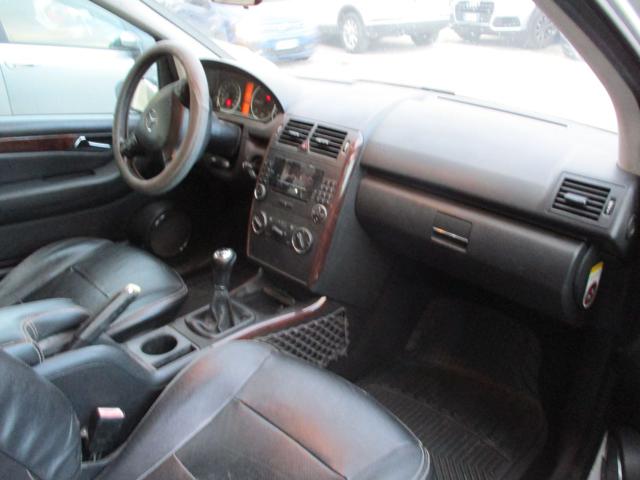 MERCEDES-BENZ A 180 usata, con Interni in pelle