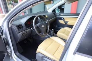 VOLKSWAGEN Golf usata, con Airbag laterali