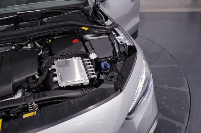 MERCEDES-BENZ GLA 200 usata 37