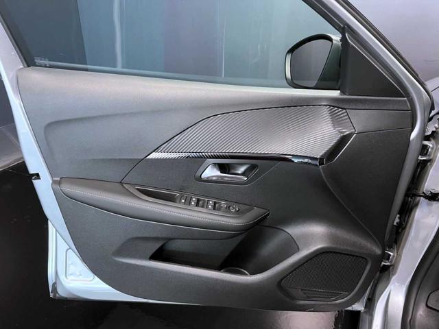 PEUGEOT 208 usata, con Autoradio