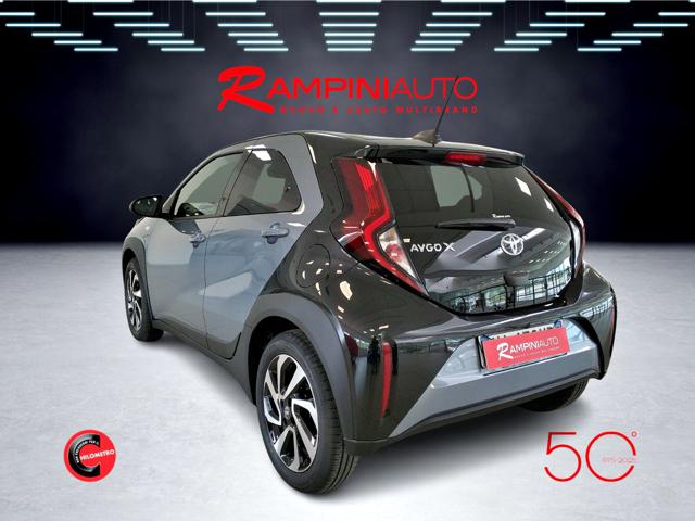 TOYOTA Aygo X usata 9