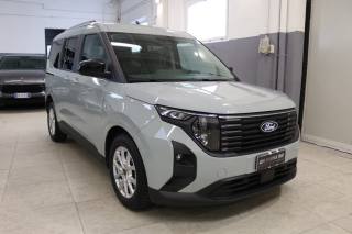 FORD Tourneo Courier 1.0 EcoBoost Powershift Titanium